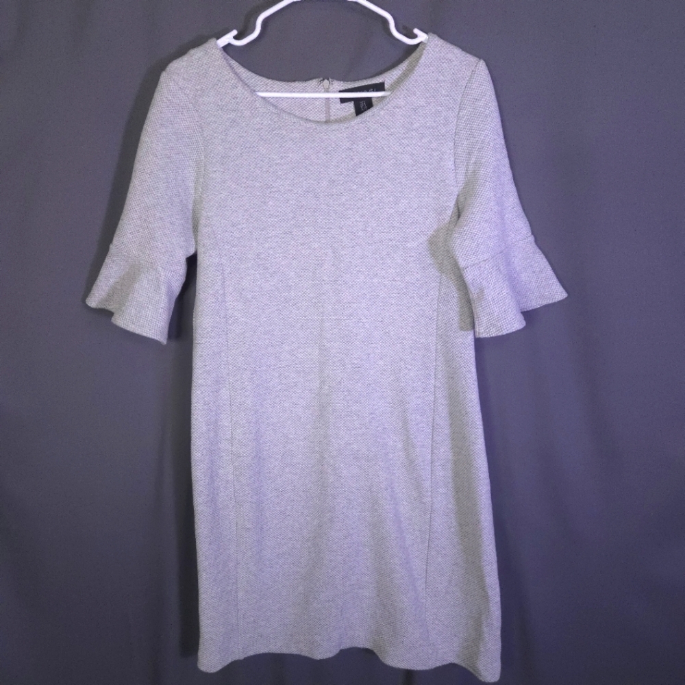 Tahari 3/4‎ Sleeve Sheath Dress Gray Size 8 Stretch Knit Business Casual Modest